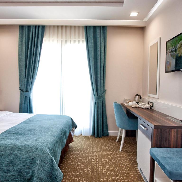 Wellness & Spa Hotel ACD - Double Room with Balcony - 9