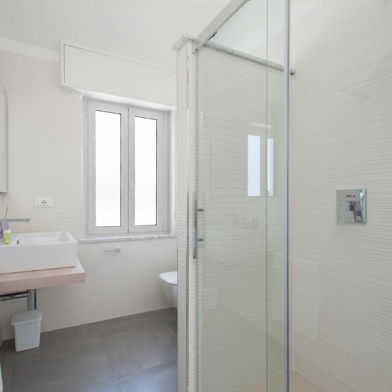B&B Ligure Rooms - Camera King con Vasca Idromassaggio - 16
