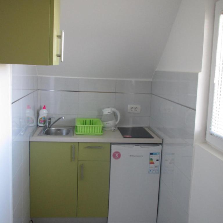 Guest House Baranin Pitomine - Studio with King Bed and Terrace - 9