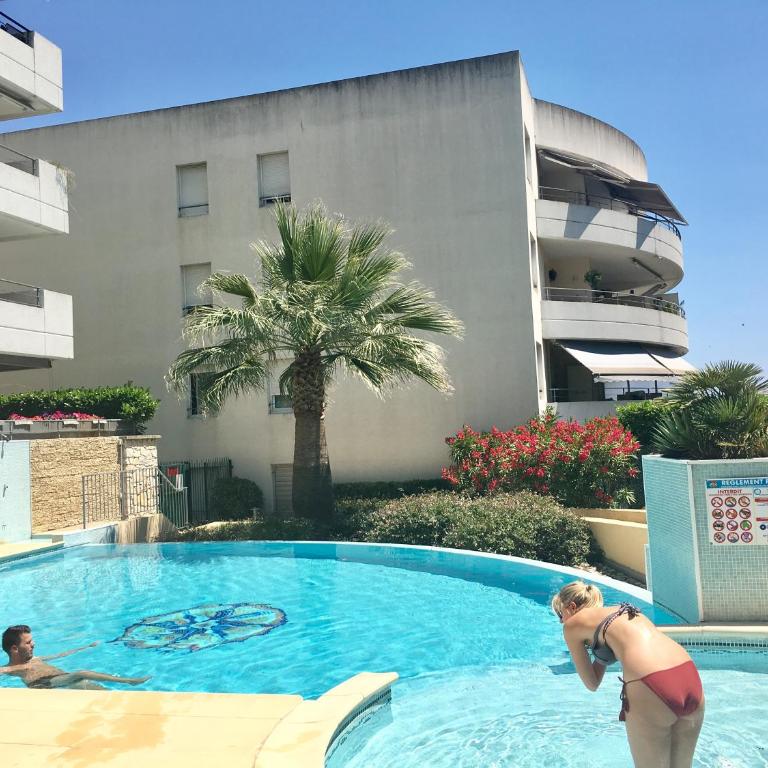 Mandelieu centre -Les Hauts de Lérins - Appartamento Monolocale con Vista Mare - 19