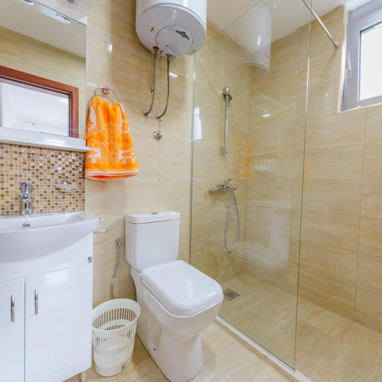 Teuta Apartments - Dvokrevetna Soba sa Bračnim Krevetom - 19