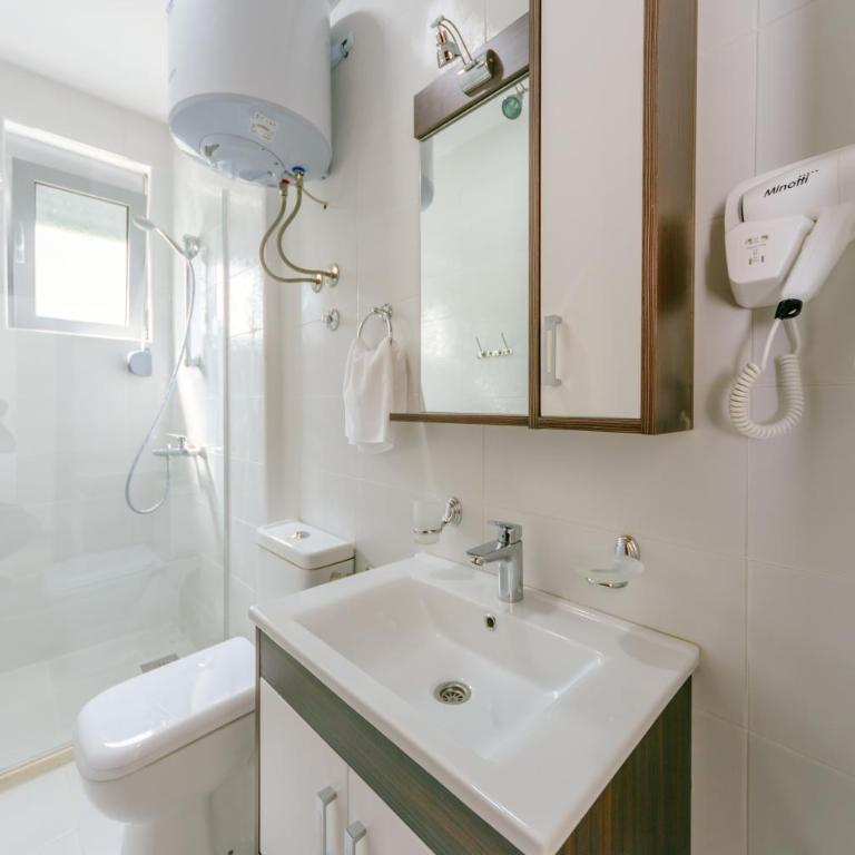 Teuta Apartments - Apartman - 17