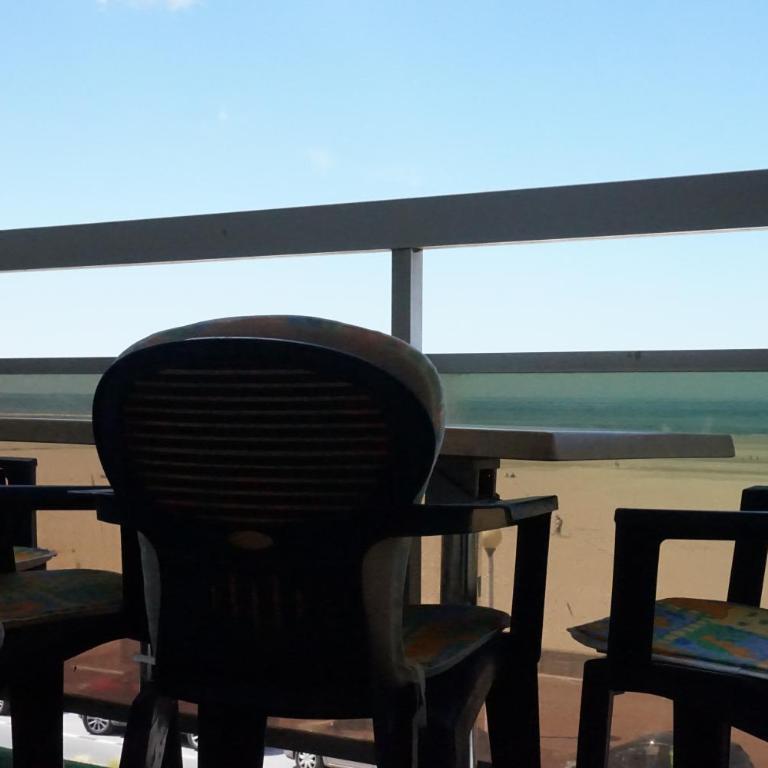 Le Grand Large - Apartment with Sea View - 1