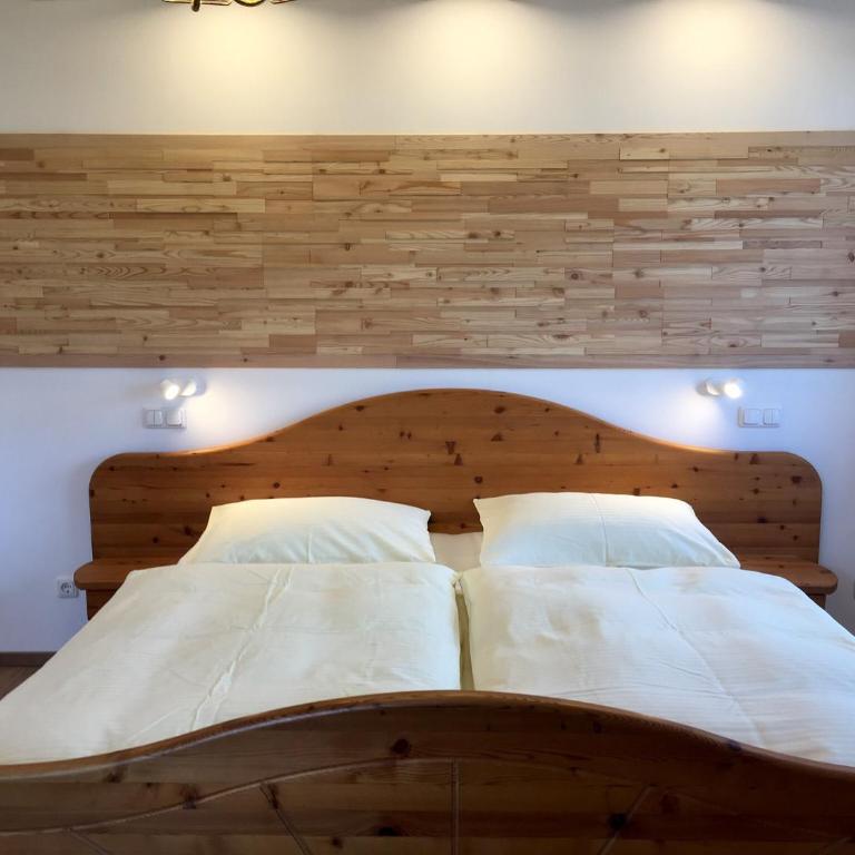 Haus Lisa - Comfort Doppelzimmer mit Seeblick - 1