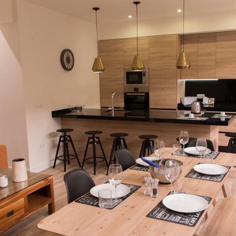 Bazan 16 - Three-Bedroom Apartment - 7