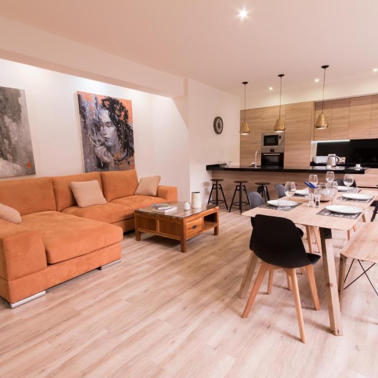 Bazan 16 - Three-Bedroom Apartment - 5