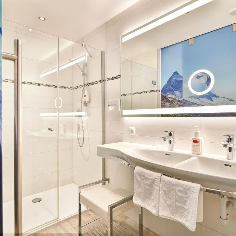 Hotel Neue Post - 4 Sterne Superior - Junior Suite mit Bergblick - 2