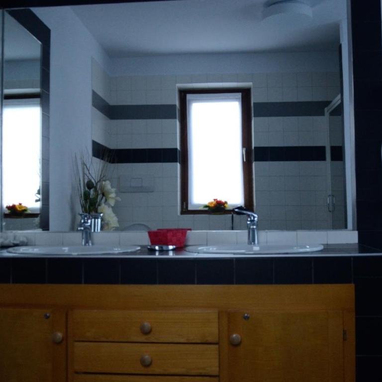 Al Trifoglio - Camera Familiare con Bagno Privato - 8