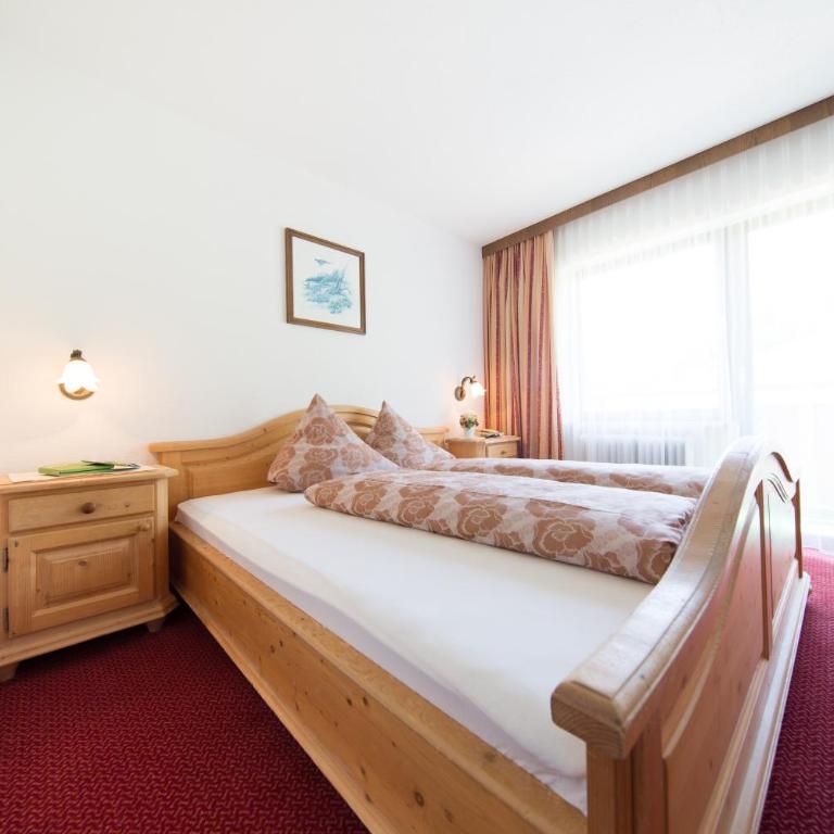 Pension Charly - Doppelzimmer mit Balkon - 5