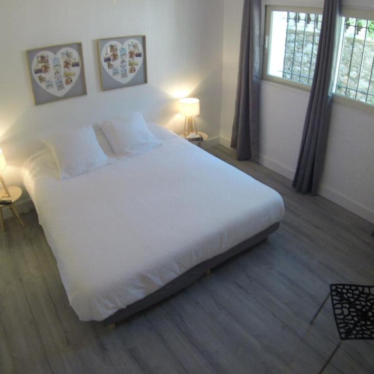 Maison Carles BnB - Appartement avec Terrasse - 7