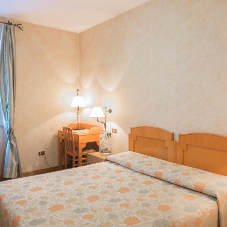 Hotel Fortuna - Camera Matrimoniale Economy - 1