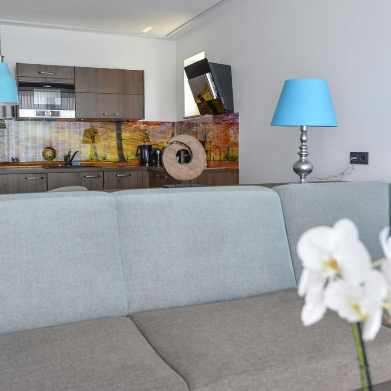 Boutiquehotel Wörthersee - Serviced Apartments - Große Suite mit Balkon - 3