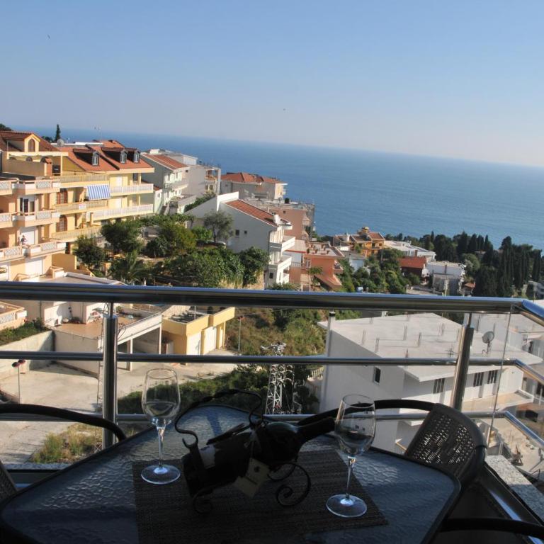 Ambassador & Ambassador Lux Apartments - Apartment with Sea View - 19
