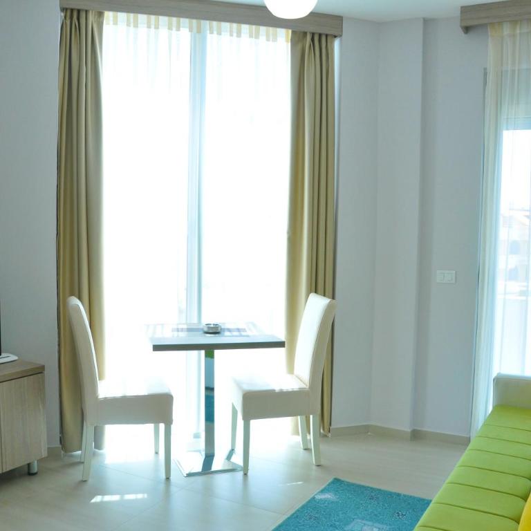 Ambassador & Ambassador Lux Apartments - Apartment with Sea View - 25