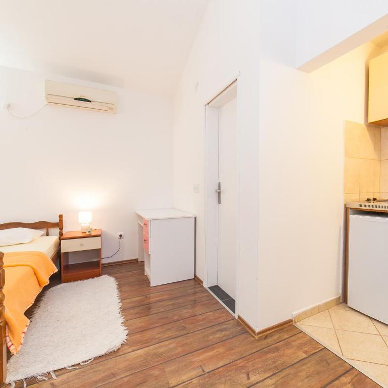 Apartments Midžor - Studio with Sea View (4 Adults) - 6