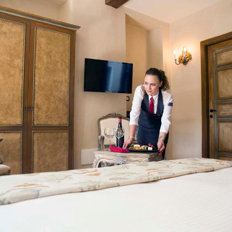 Boutique Hotel Elvezia - Camera Matrimoniale/Doppia con Letti Singoli con Vista Città - 3