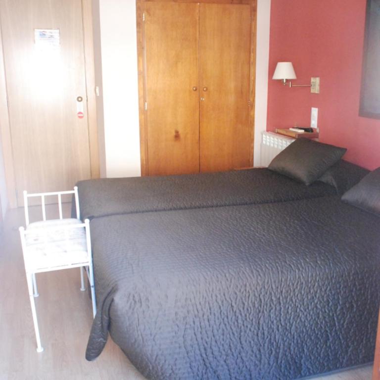 Hostal Delgado - Habitación Doble - 1 o 2 camas - 9