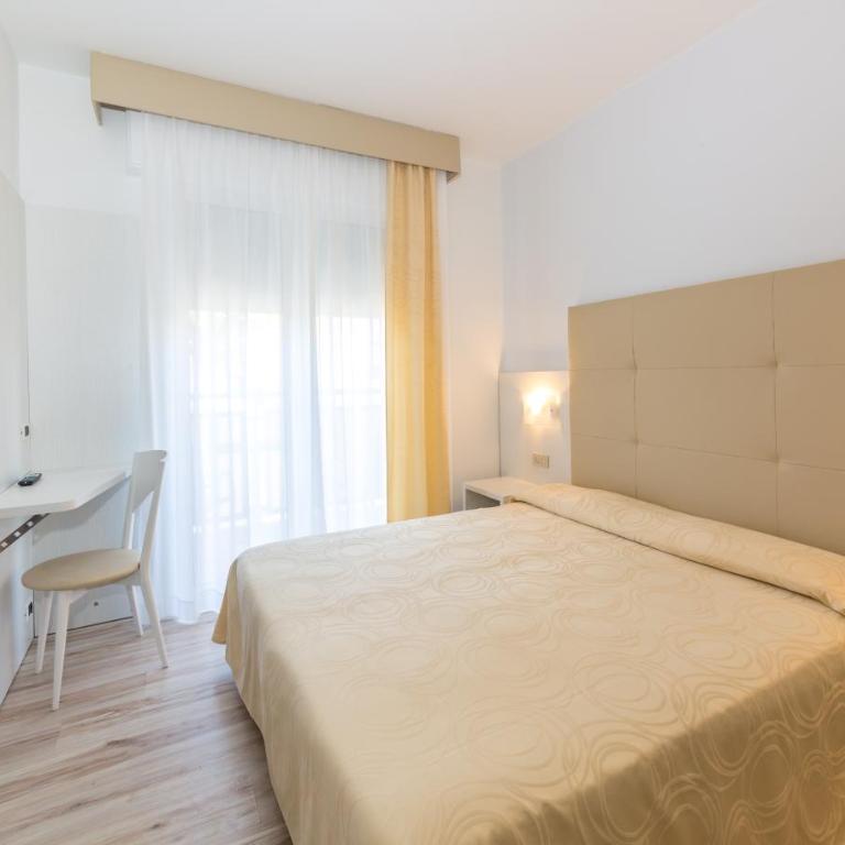 Hotel Torino - Camera Matrimoniale/Doppia con Letti Singoli - 1