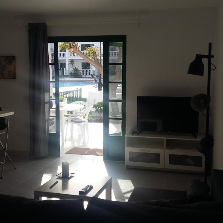Loma Green - Apartment with Pool View - 29