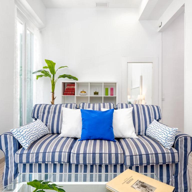 iloftmalaga City Center - Apartamento de 2 dormitorios - Plaza Uncibay, 2 - 3
