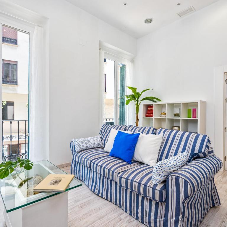 iloftmalaga City Center - Apartamento de 2 dormitorios - Plaza Uncibay, 2 - 2