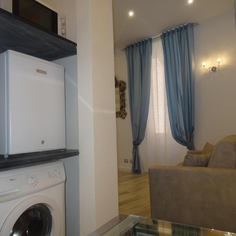 Suites Margot - Camera Quadrupla con Bagno Privato - 3