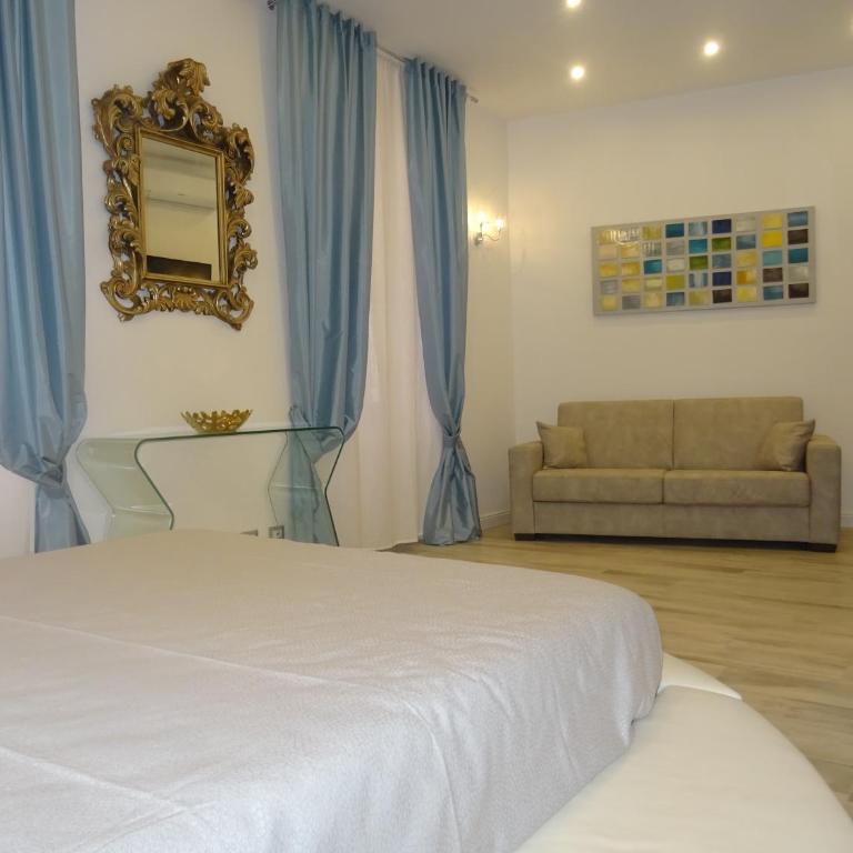 Suites Margot - Camera Quadrupla con Bagno Privato - 4