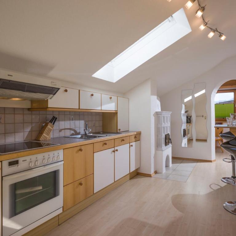 Apart Dengg - Apartment mit 2 Schlafzimmern und Balkon - 3
