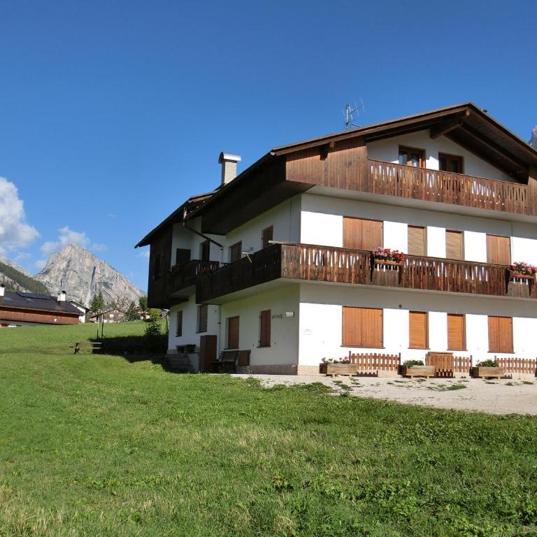 ATTICO Lodge - Appartamento con 2 Camere da Letto - 1