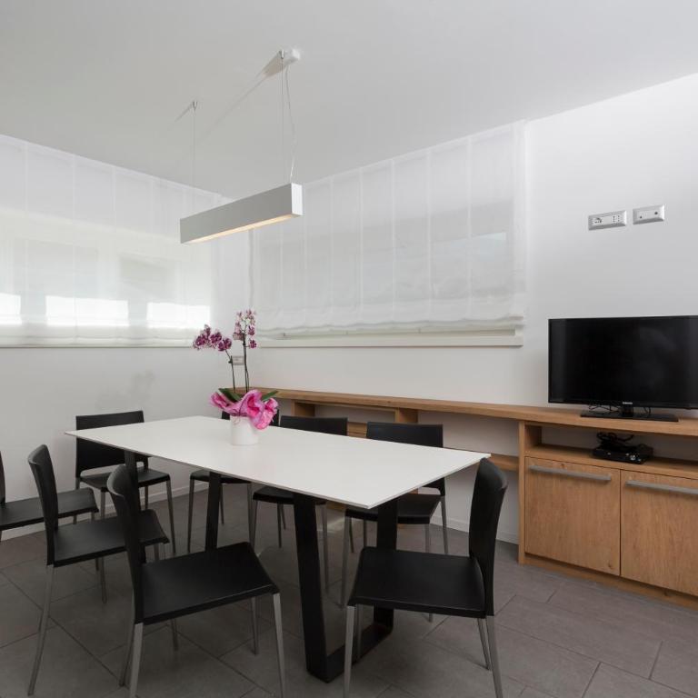 Appartamento Mirabell - Apartment mit 2 Schlafzimmern und Balkon - 2