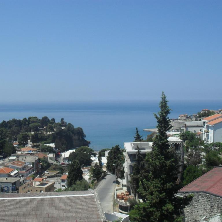 Apartment Batricevic - Apartman s 3 Spavaće Sobe, Balkonom i Pogledom na More - 25