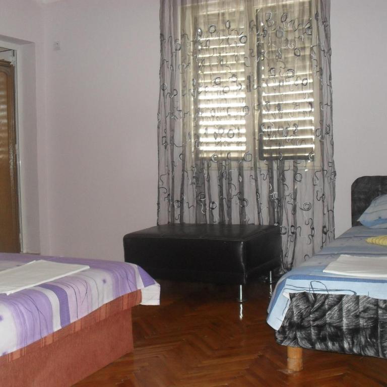 Apartment Batricevic - Apartman s 3 Spavaće Sobe, Balkonom i Pogledom na More - 14