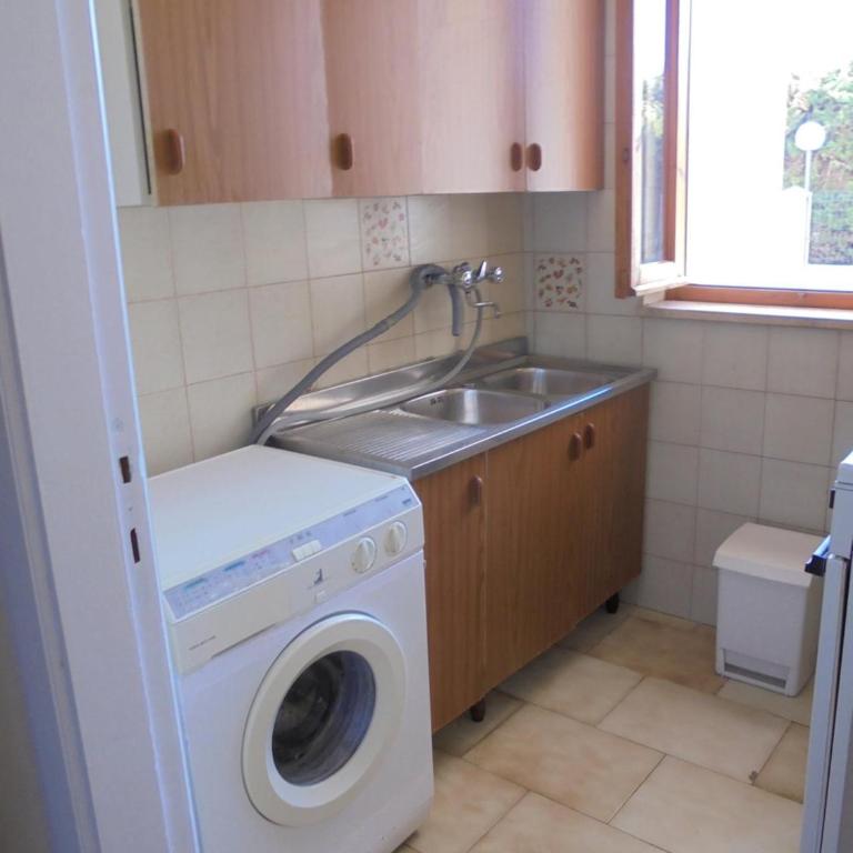 Casa Degli Ulivi - One-Bedroom Apartment with Terrace - 13