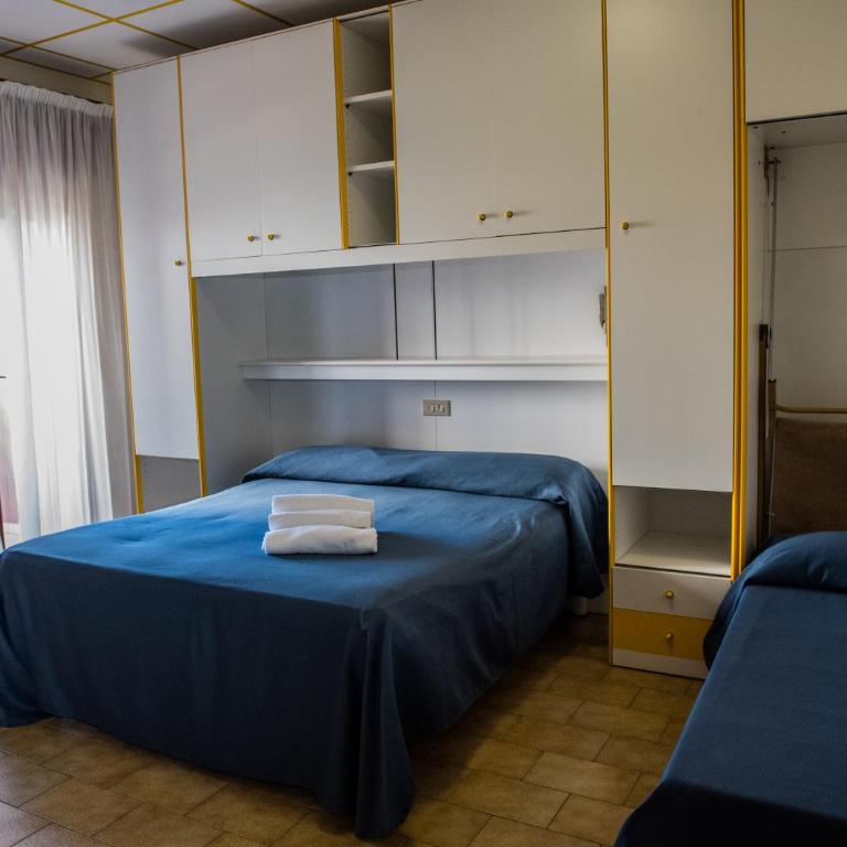 Hotel Malibran - Triple Room - 8