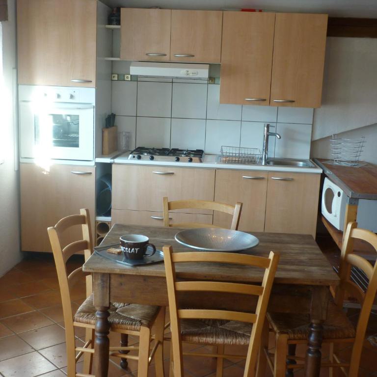 La Bastide 1er étage 3 étoiles - Appartement - Vue sur Piscine - 6