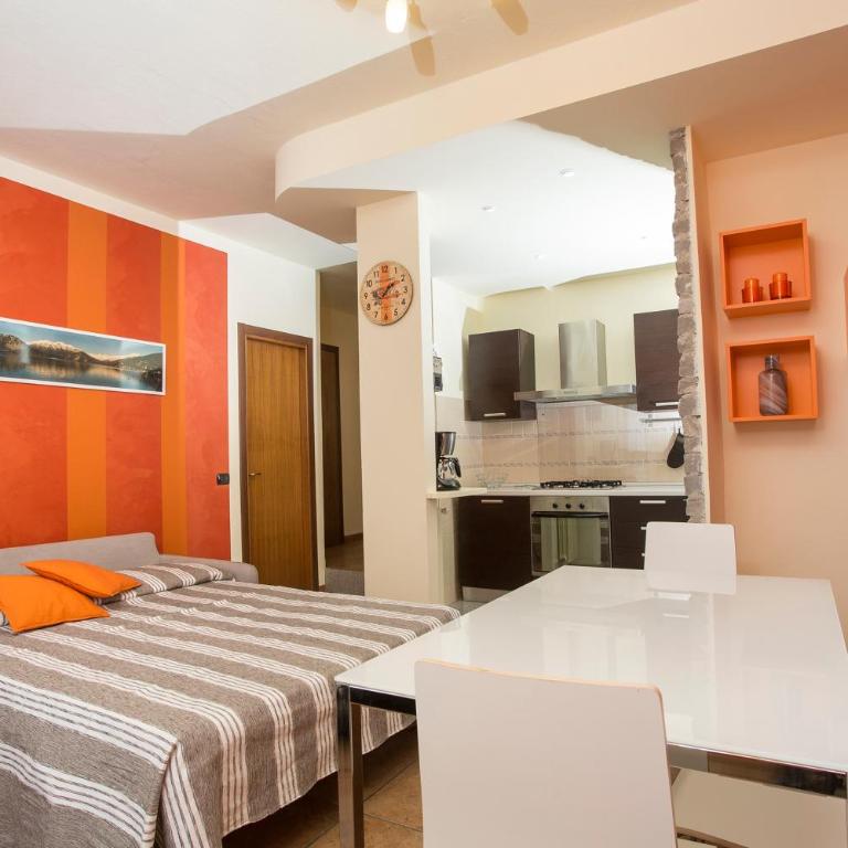 Casa Vacanze La Nautica - Appartamento con Vista Lago - 10