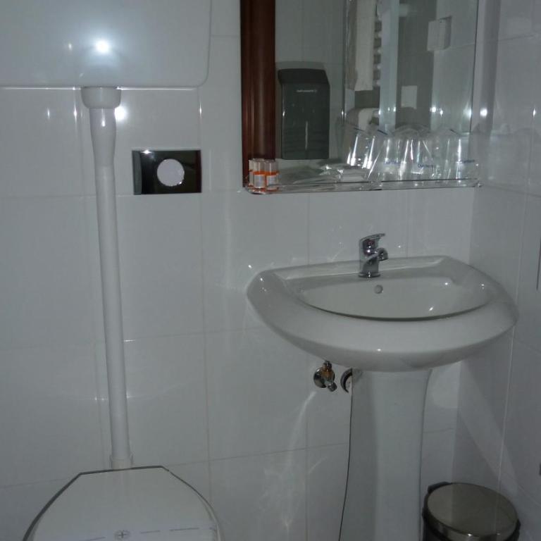 Guesthouse Villa Inn - Triple Room - 13