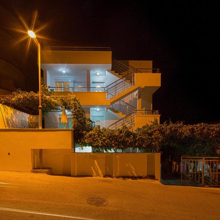Guest House Ugljevarevic - Studio Apartman - 3