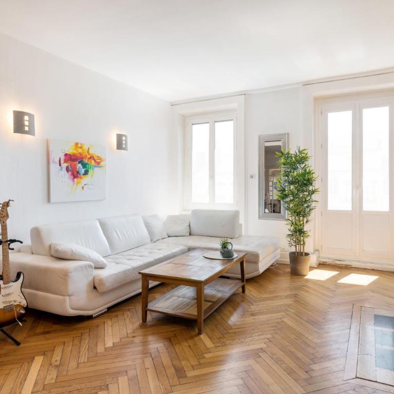 Saxe And The City , Downtown Lyon - Appartement 3 Chambres Luxueux - 9