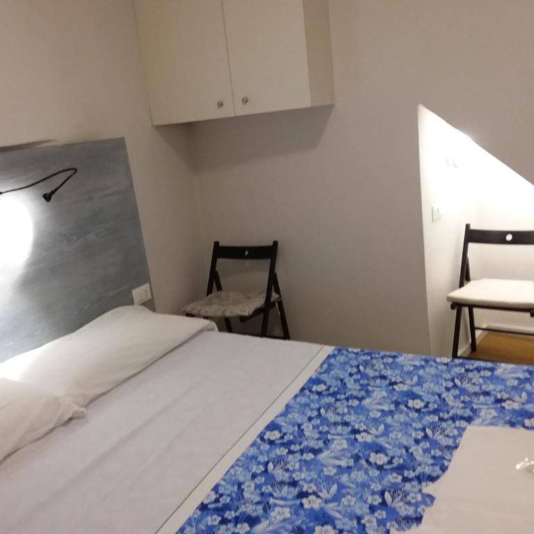 Rina Rooms - Camera Matrimoniale Economy - 12