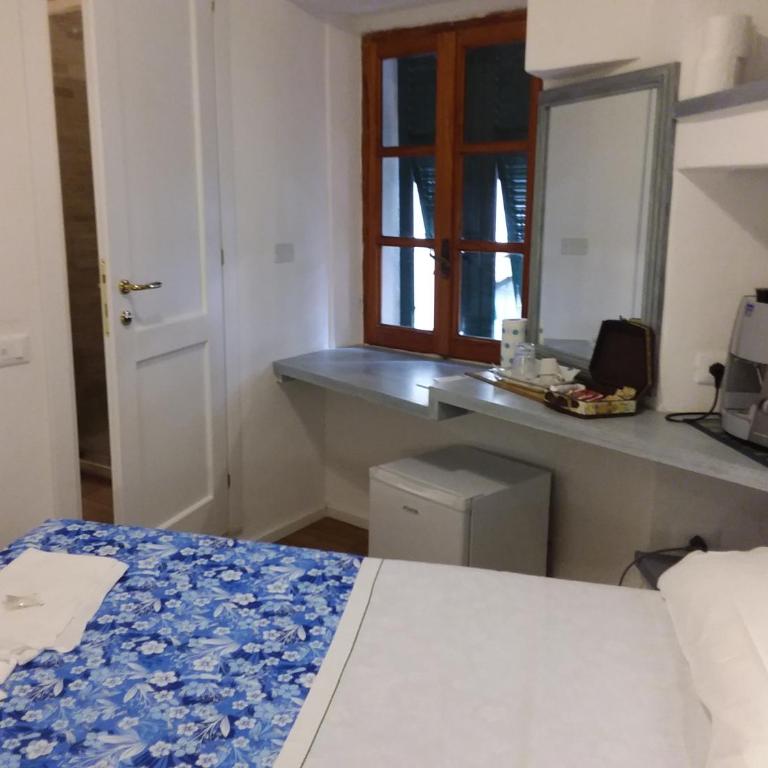 Rina Rooms - Camera Matrimoniale Economy - 7