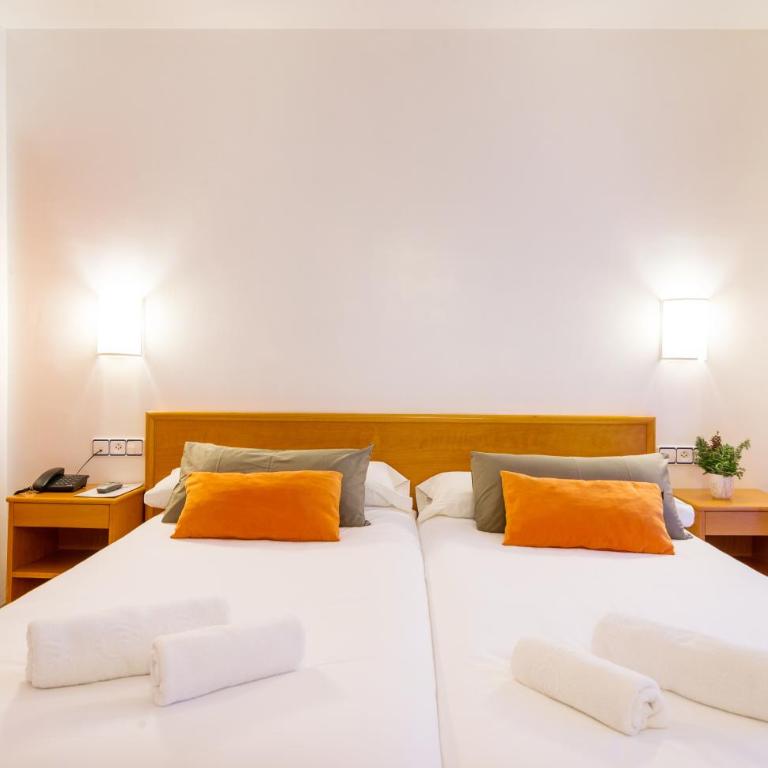 Hotel & Diving Les Illes - Standard Double or Twin Room - 3
