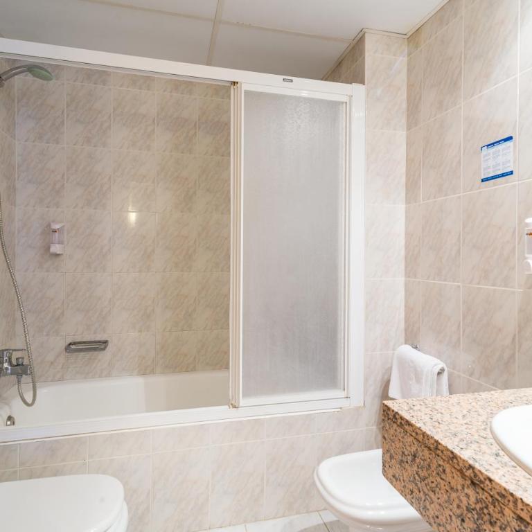 Hotel & Diving Les Illes - Standard Double or Twin Room - 4