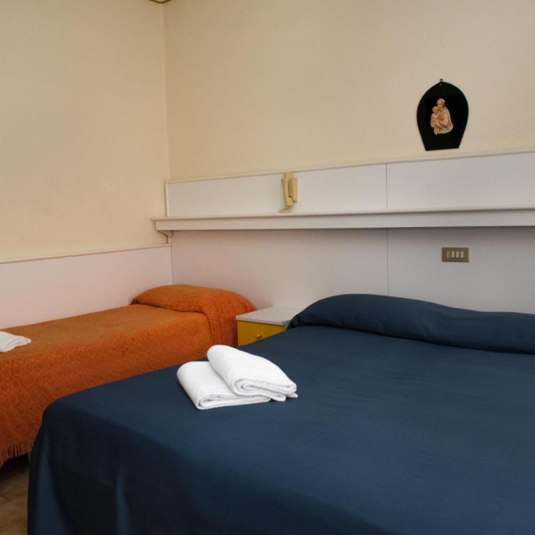 Hotel Malibran - Triple Room - 5