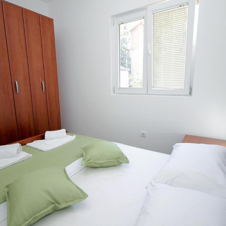 Apartments Centar Sutomore - Apartment with Garden View - 6