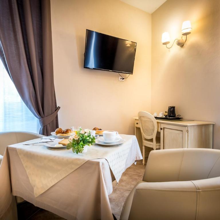 Sognando Firenze - Superior Double or Twin Room - 17