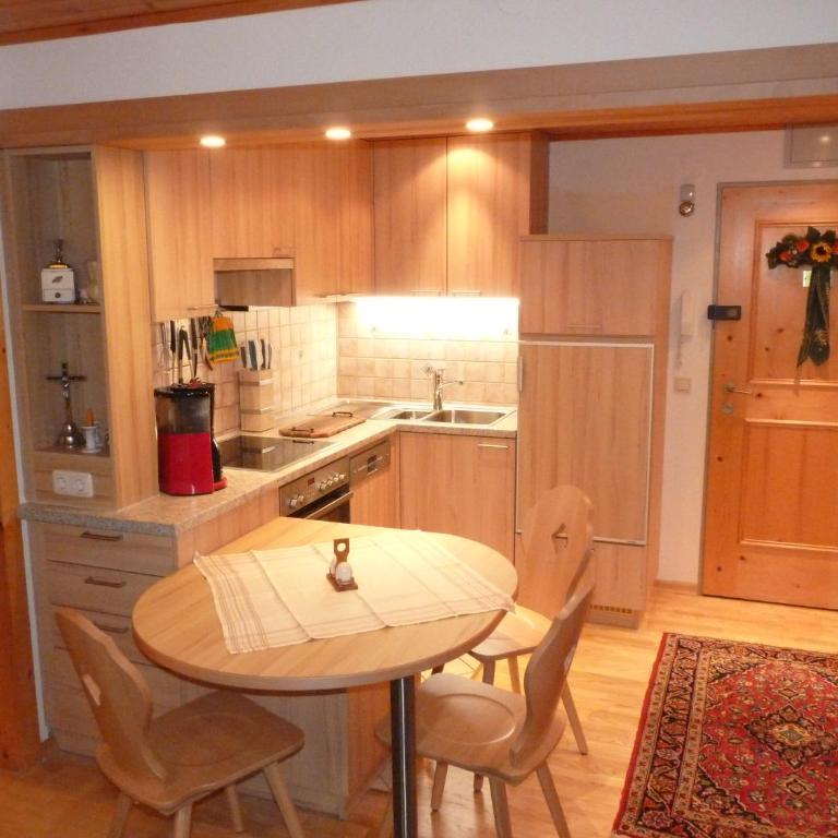 Apartment Anna - Appartamento con 1 Camera da Letto e Balcone - 5