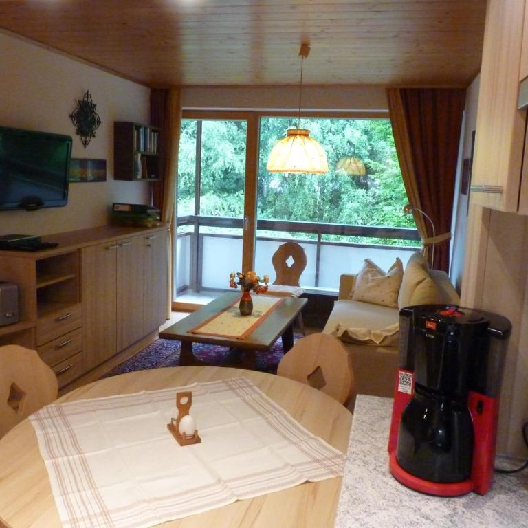 Apartment Anna - Appartamento con 1 Camera da Letto e Balcone - 11