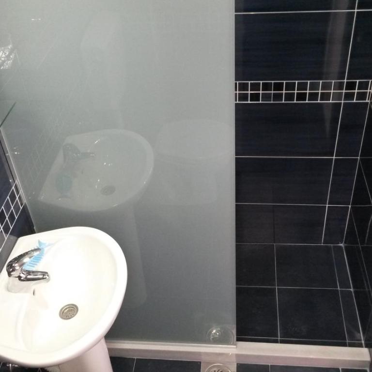 Apartmani Drašković - Apartman sa Pogledom na Vrt - 5