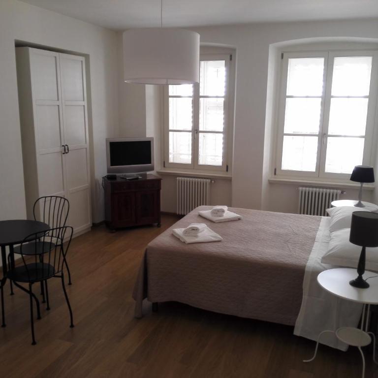 Palazzo Brigido - Quadruple Room with Private External Bathroom - 7